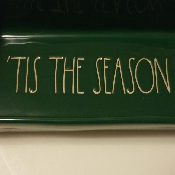 Brand New Rae Dunn " 'TIS THE SEASON" bread pan - Picture 2 of 4